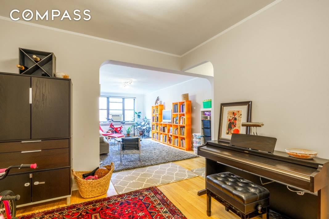 Located in the heart of Forest Hills on Yellowstone Blvd, the Lincoln is one of a kind.