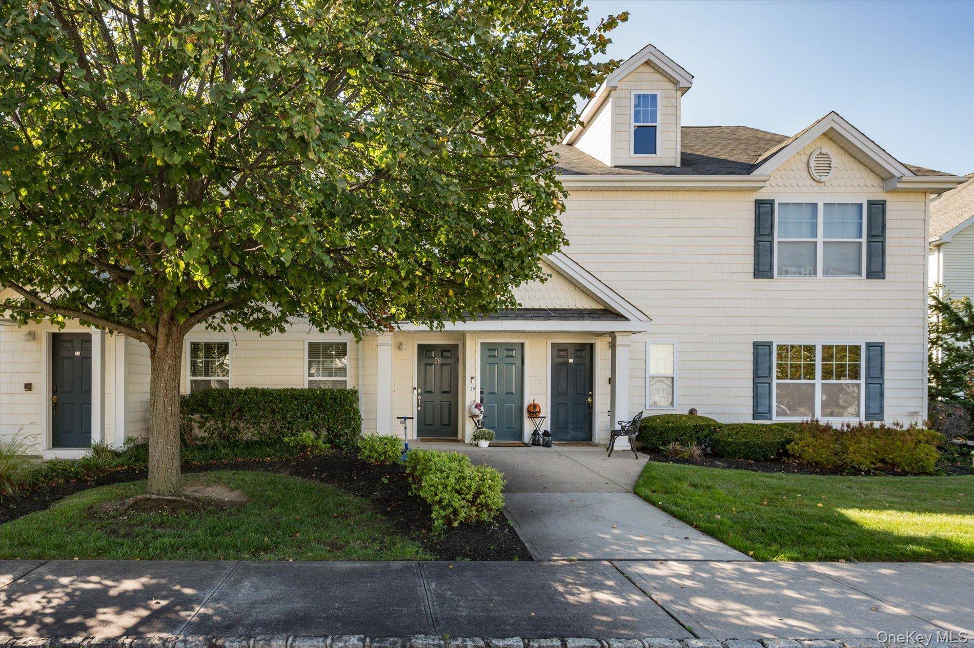 Welcome to this beautifully updated 2 bedroom, 2 full bath home nestled in one of Melville s most coveted gated communities offering resort style living right at home !