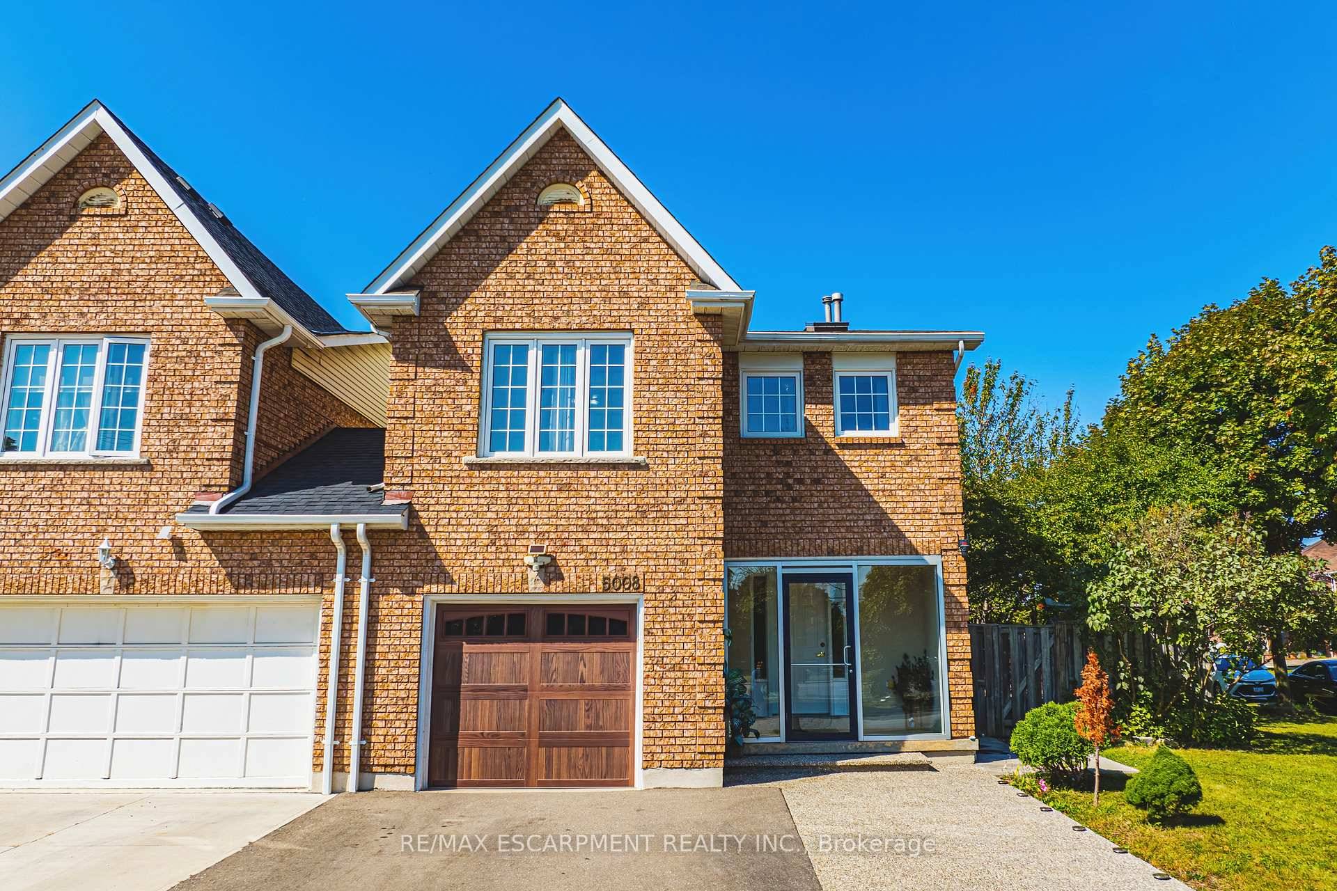 Welcome to 5008 Willowood drive, the perfect home in the perfect location !