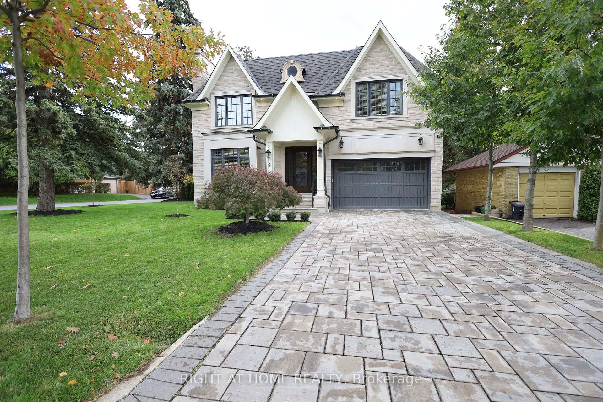 Spectacular, Unique Design 5 Bdrm, 6 Bath Detached Home In Prestigious Edenbridge Humber Valley !