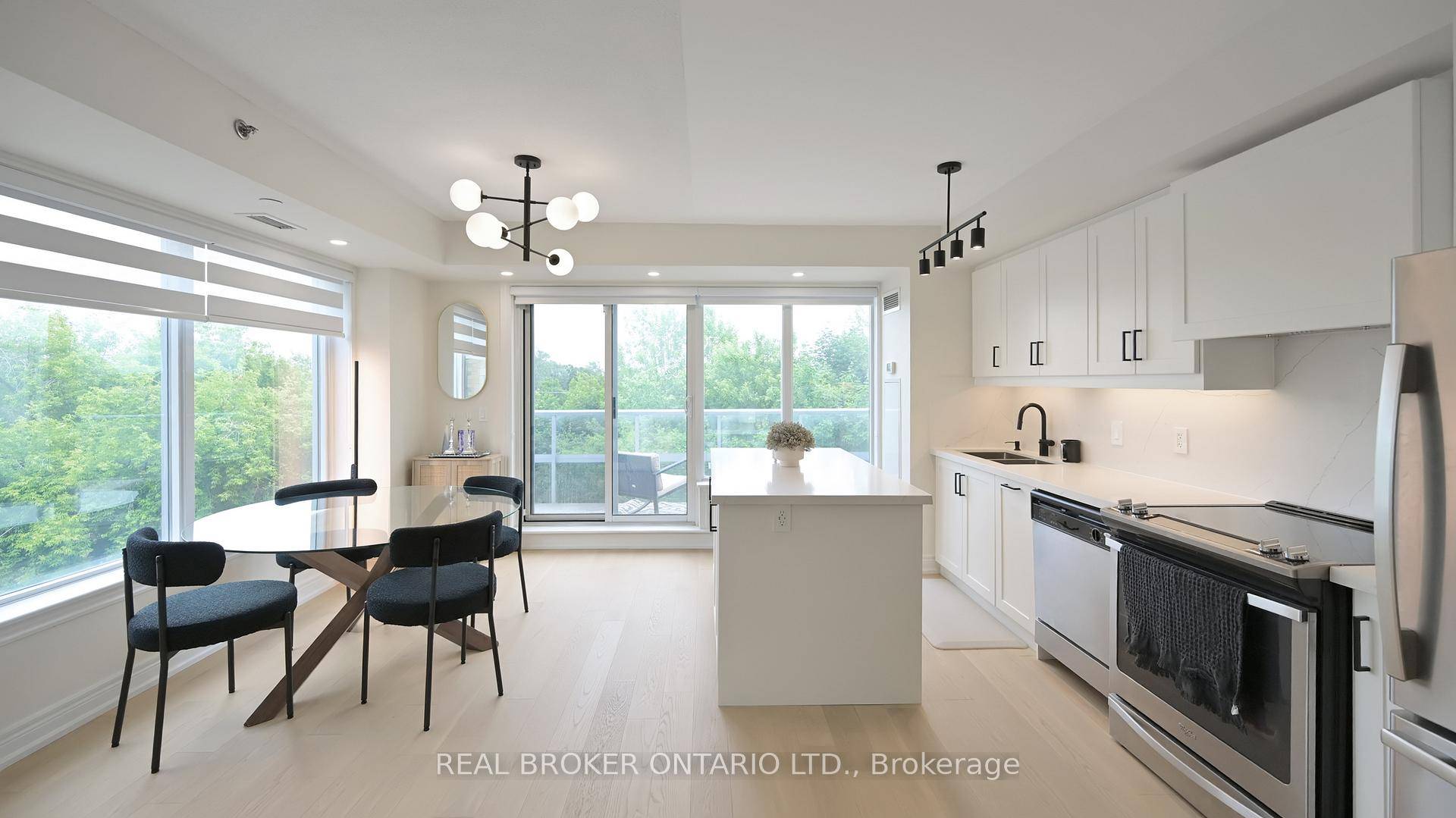Luxuriously Renovated 2025 EXTRA LARGE PRISTINE 2 Bedroom Corner Suite at the prestigious Portrait Condos !