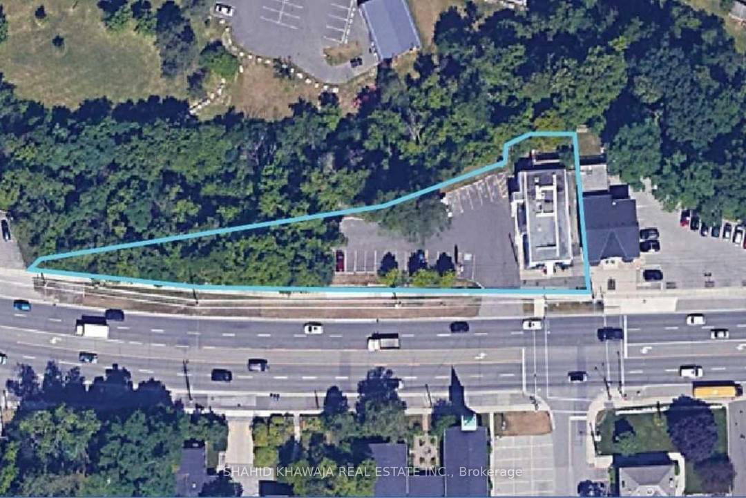 Exceptional opportunity to acquire a prime commercial multi use freehold building.