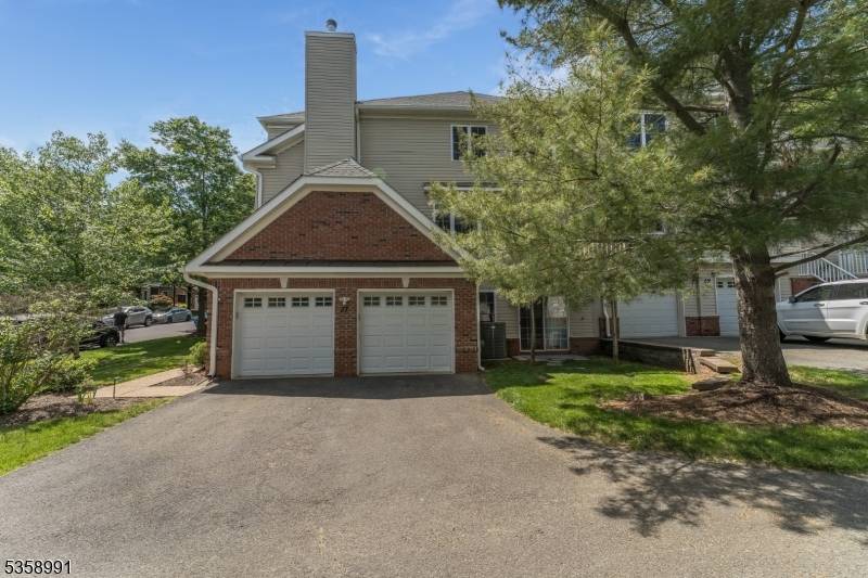 Newly renovated ! Enter into a bright, open concept living and dining area featuring gleaming hardwood floors, fresh high end paint, and designer light fixtures and recessed lighting.