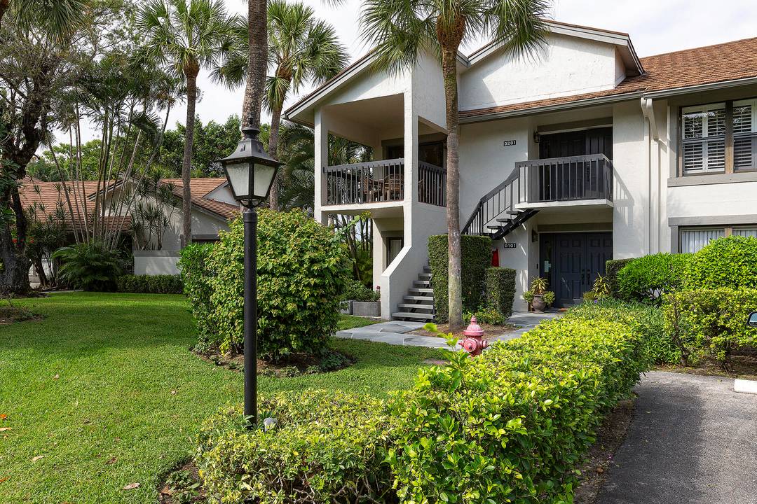 The Best Priced three bedroom three bath rental available in the Polo Club.