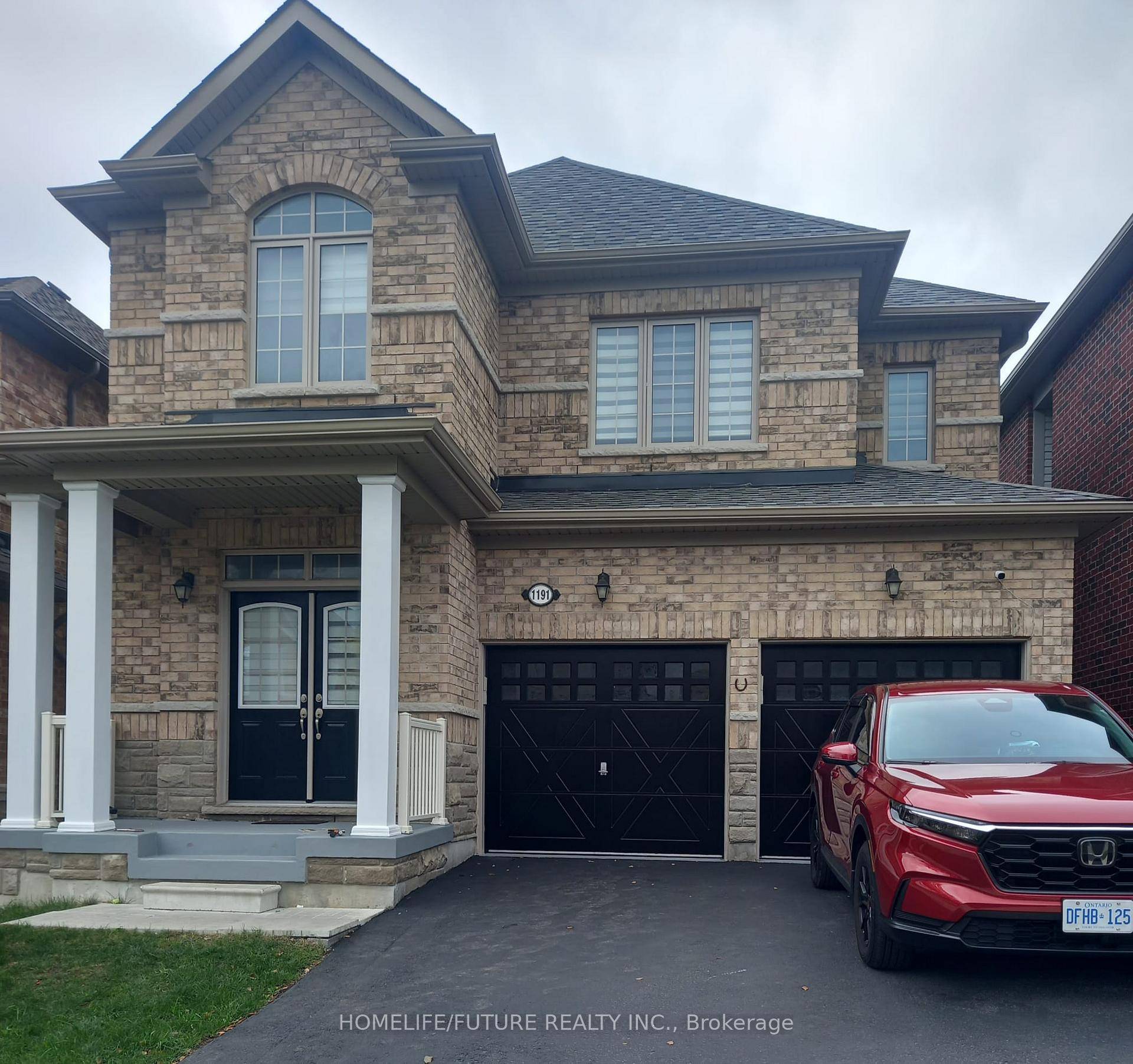 Spacious amp ; Bright Family Home !