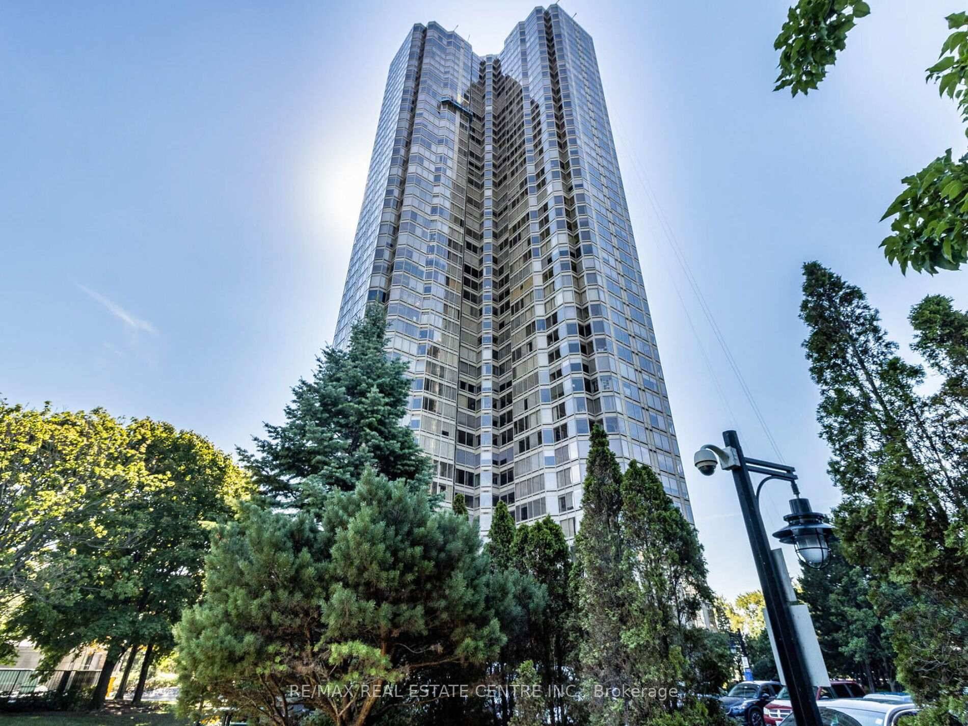 Motivated Seller ! Experience true luxury living at one of Torontos most prestigious waterfront residences.