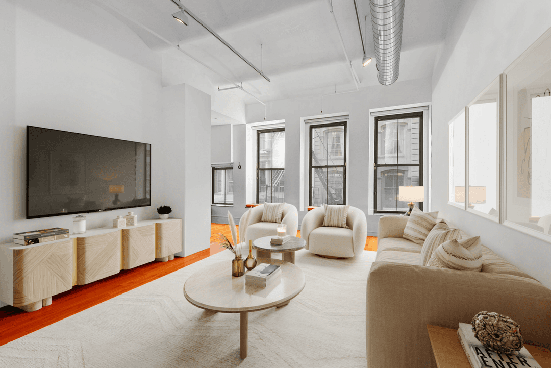 Authentic SoHo Loft Living Awaits on Coveted Cobblestone Street in between Prince and Spring Street The heart of SoHo !