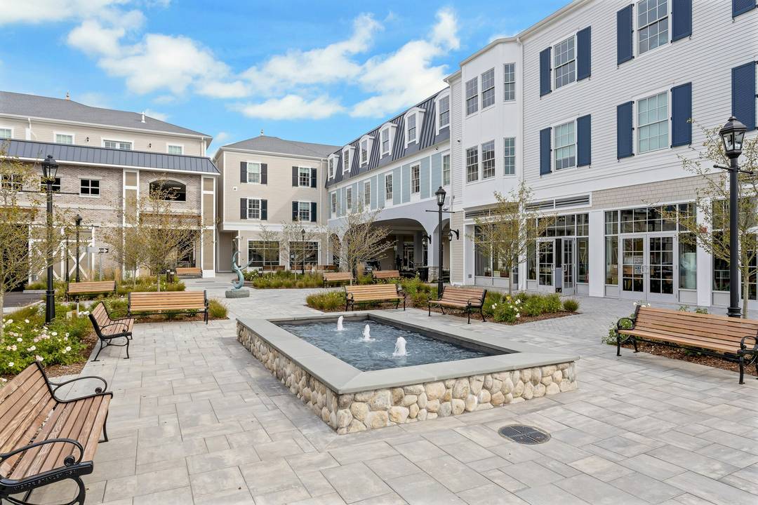 Welcome to Heights Crossing, Darien's premier luxury apartment community, where quiet luxury meets effortless convenience.