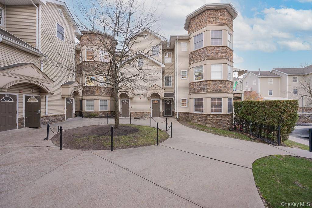 BS D WOW LOCATION ! ! LOCATION !