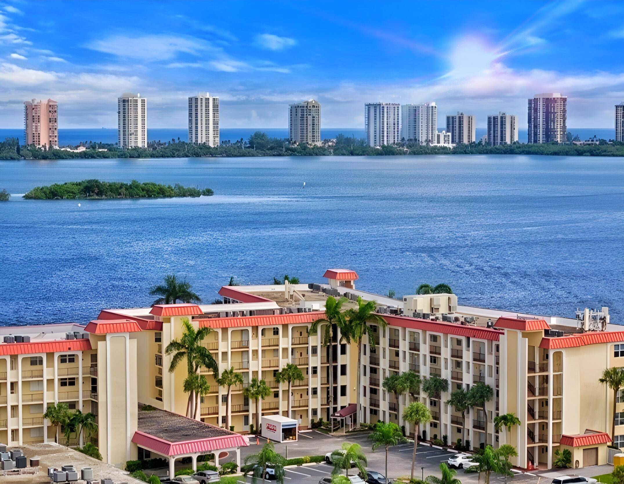 Fully renovated 2Bed 2Bath condo with breathtaking views that make you feel like you're living on a boat.