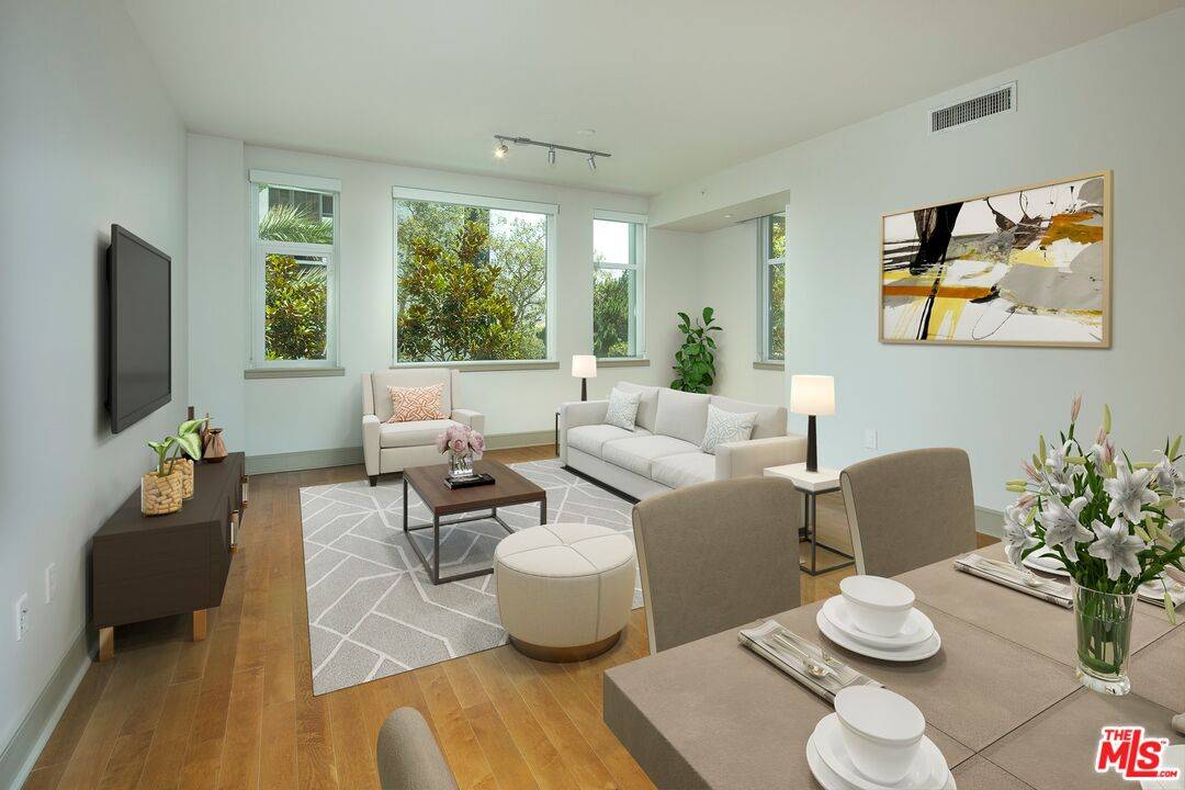 10700   Wilshire Blvd 1BR Westwood La