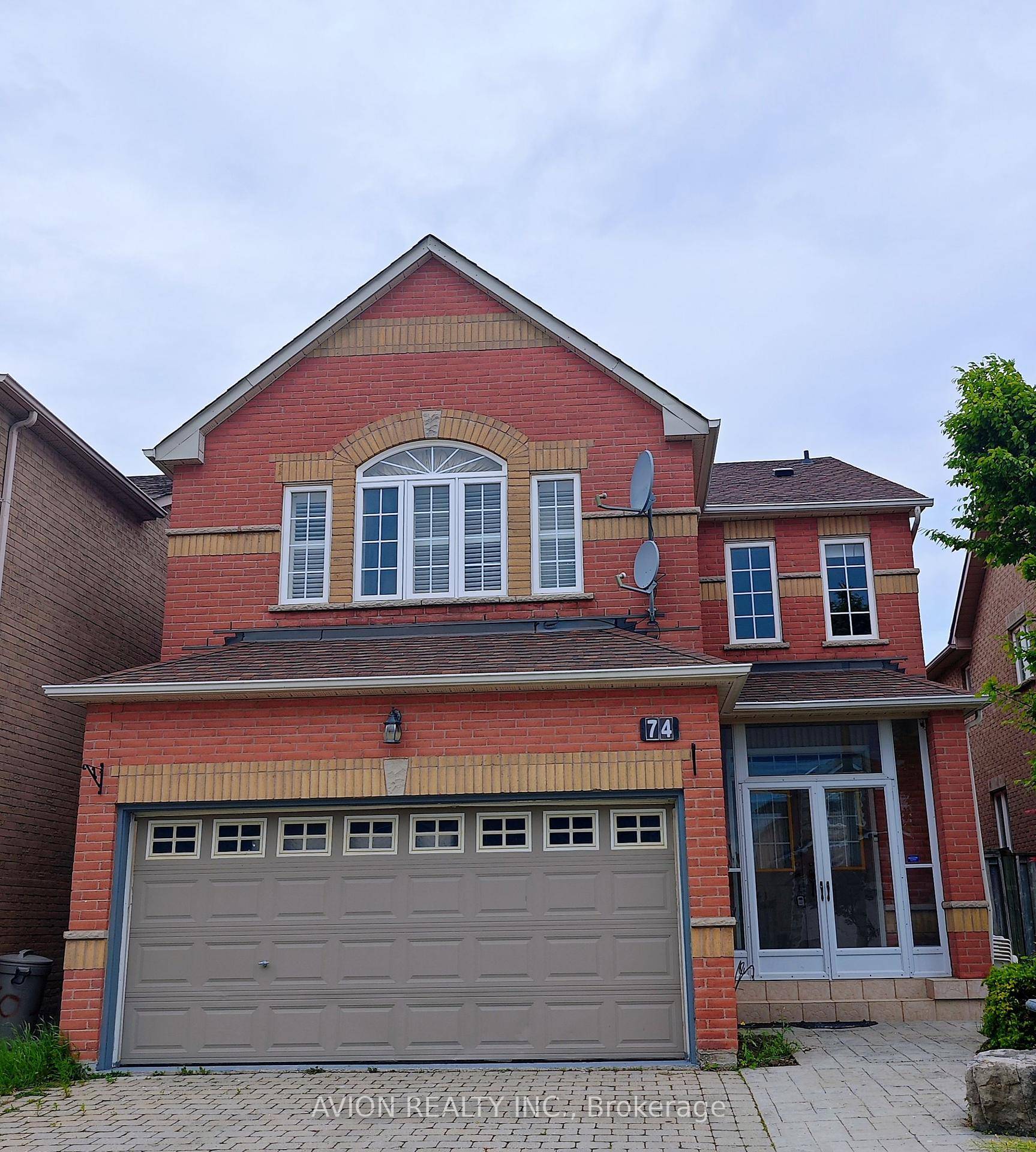 Gorgeous Move in ready Home Featuring Modern Renovation With Stylish Upgrades.