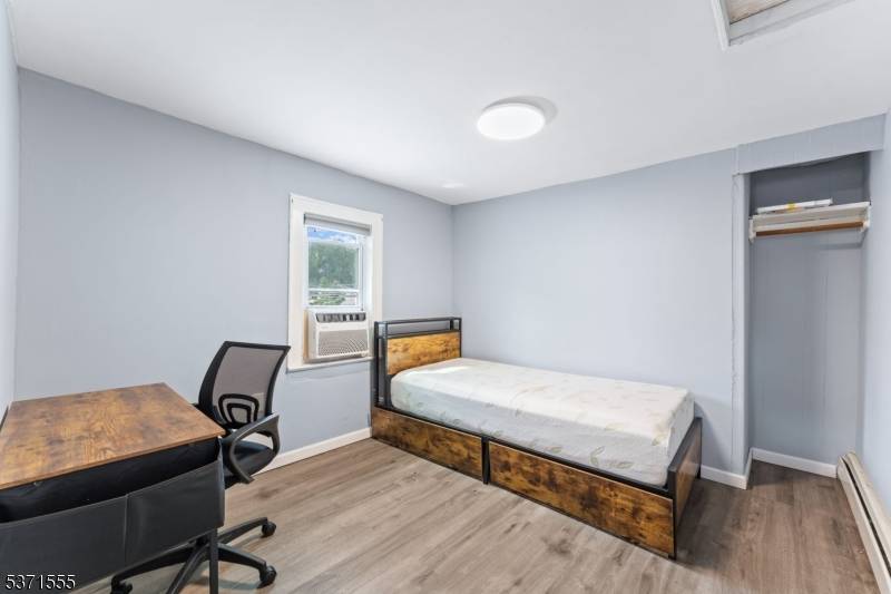 Welton St New Brunswick City New Jersey Multi-Story