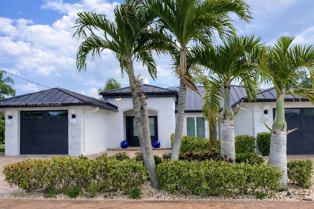 Experience elevated waterfront living in this beautifully remodeled Gulf access residence, ideally located in one of Cape Coral s most desirable boating communities.
