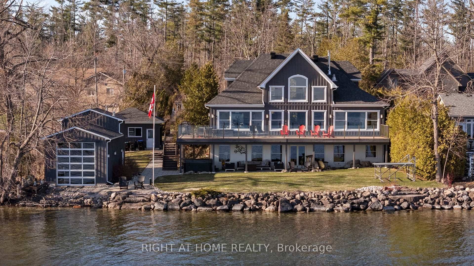 Welcome to 21 Lakeshore Road E, your private slice of lakeside luxury in the heart of Oro Medonte, where breathtaking views and year round tranquillity await.