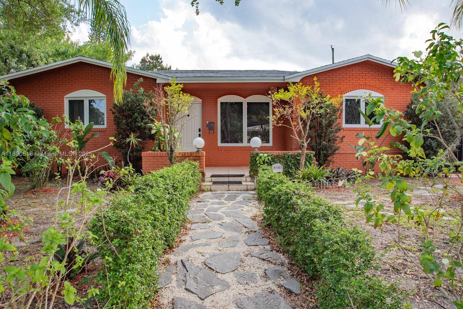 This North Miami Beach home is located right off the Golden Glades exchange which places this house in the center of I 95, 826, 441, and the turnpike leading you ...