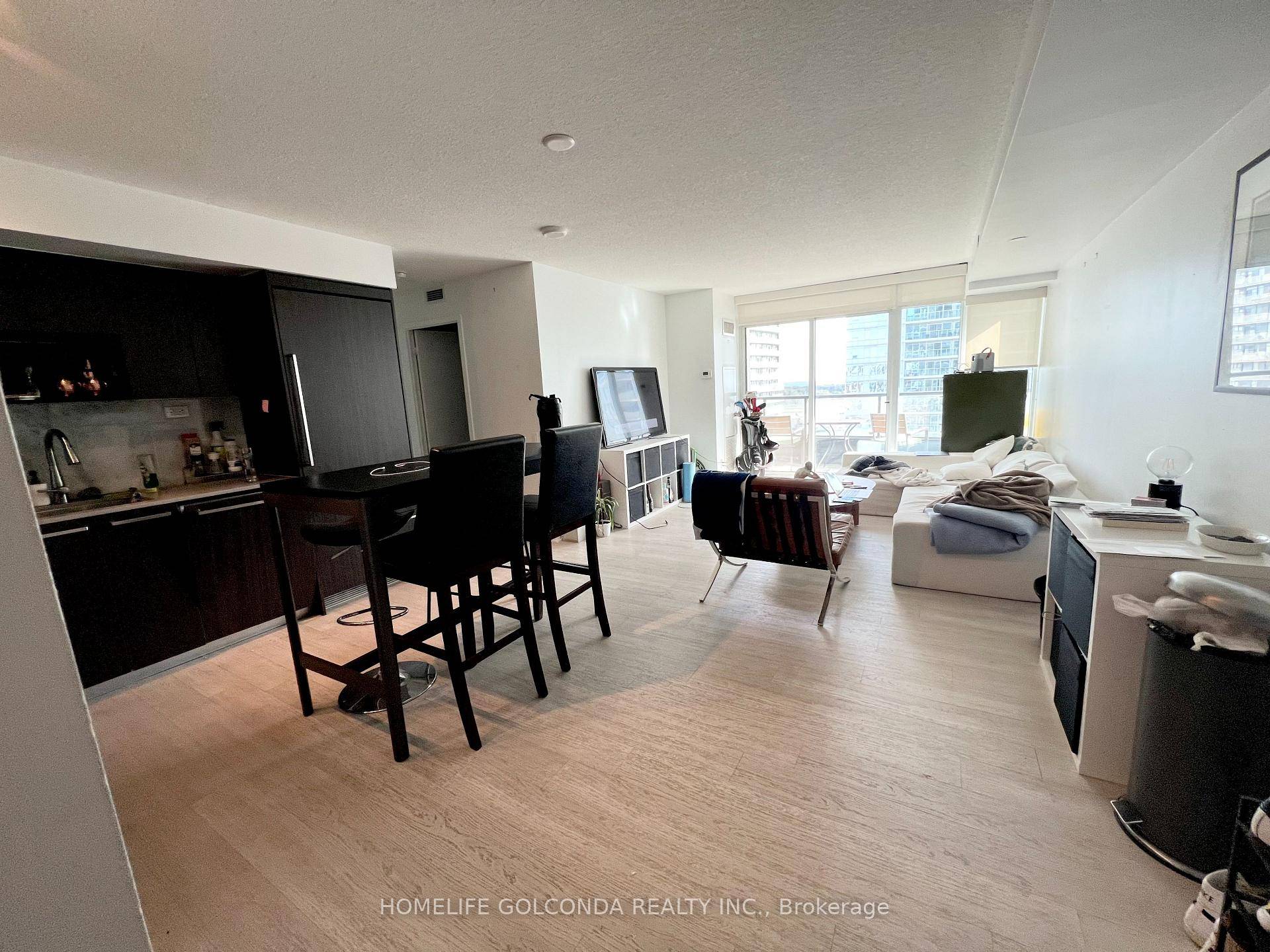 Welcome to FWD Condos ! A spacious amp ; functional 3 bed, 2 bath corner unit with parking and locker.