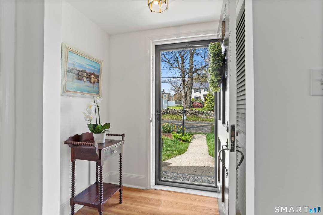 Welcome to this charming and spacious 3 bedroom, 2 full bath Cape Cod home located in Fairfield's desirable University area.