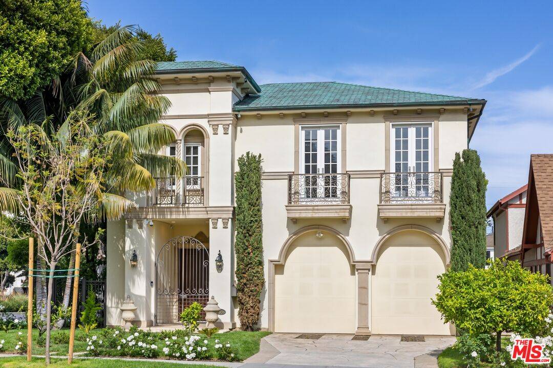 314  N Palm Dr 5.0 Beverly Hills Post Office | B.H.P.O. LA