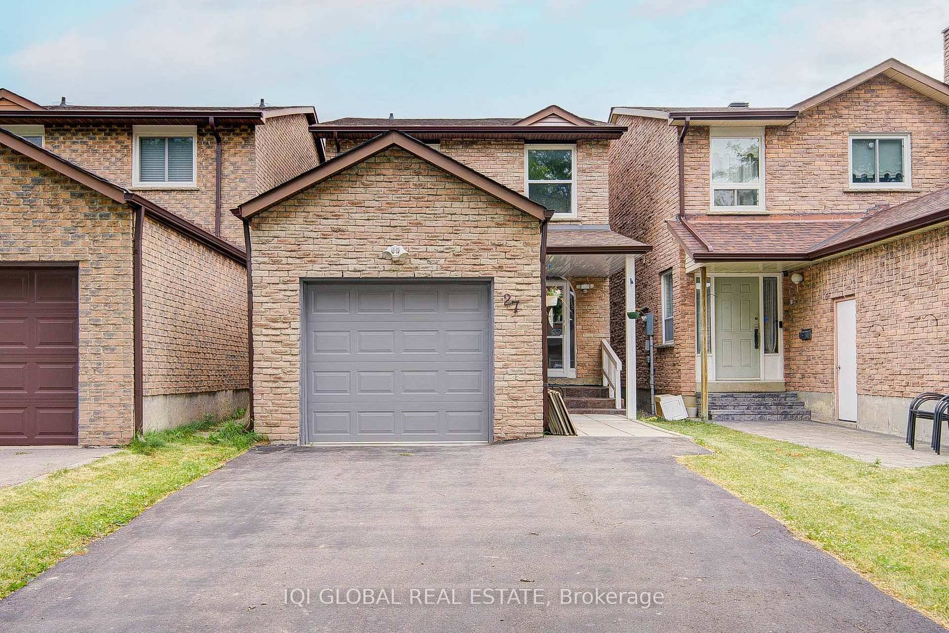 Welcome to this stunning, move in ready family home nestled in a peaceful, low traffic crescent, ideal for all types of families.