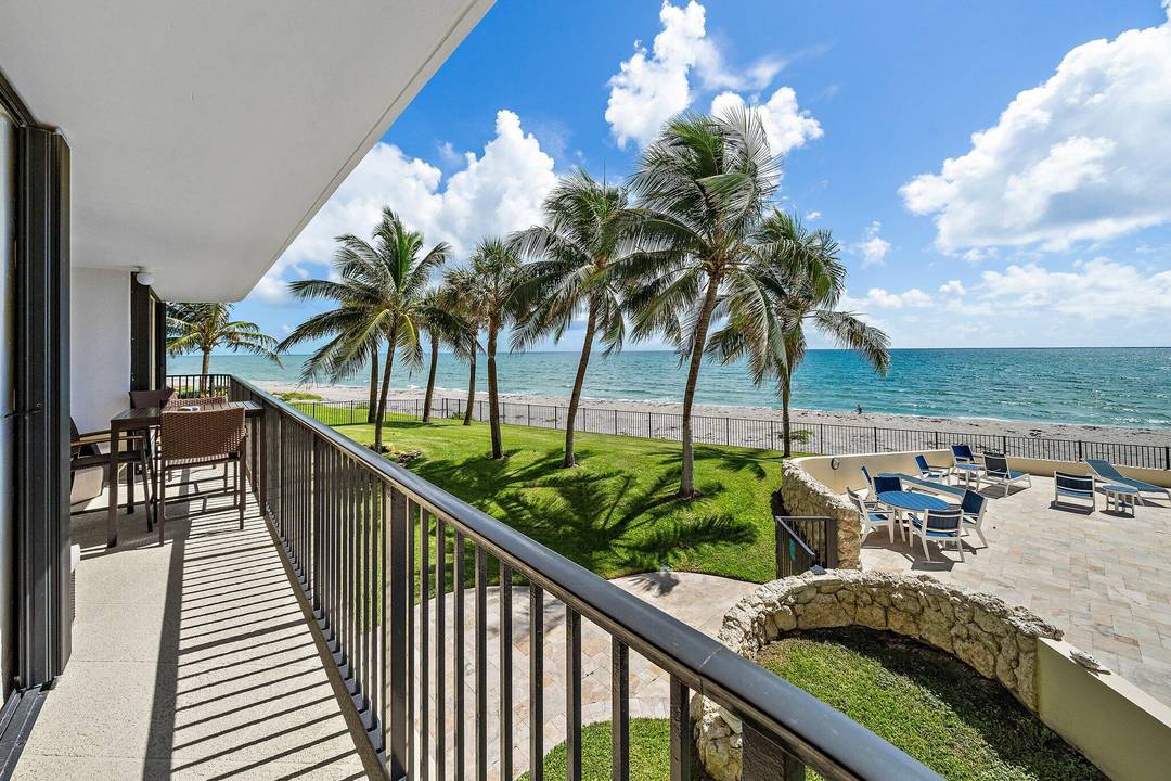Completely renovated 3Br 2Ba split bedroom floor plan, offering 2 bedrooms directly on the beach !