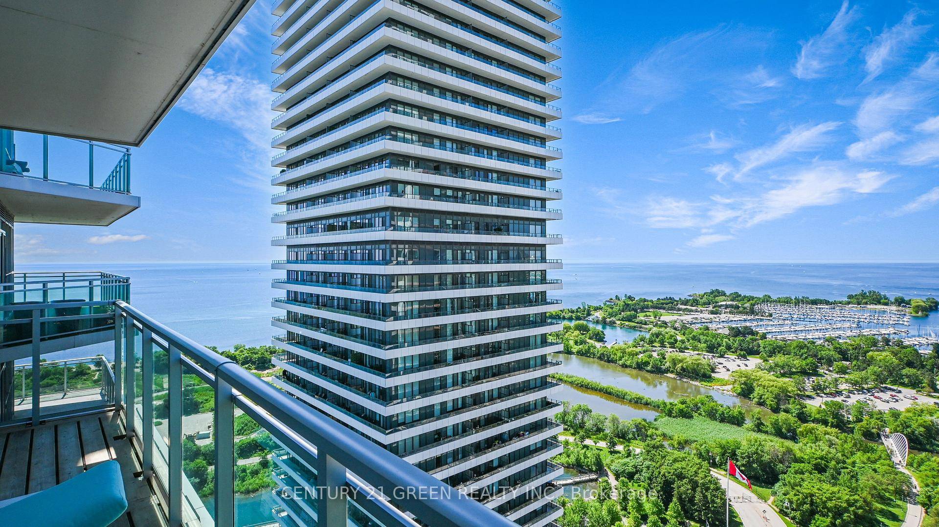 Upscale Luxurious Jade Waterfront Condo.