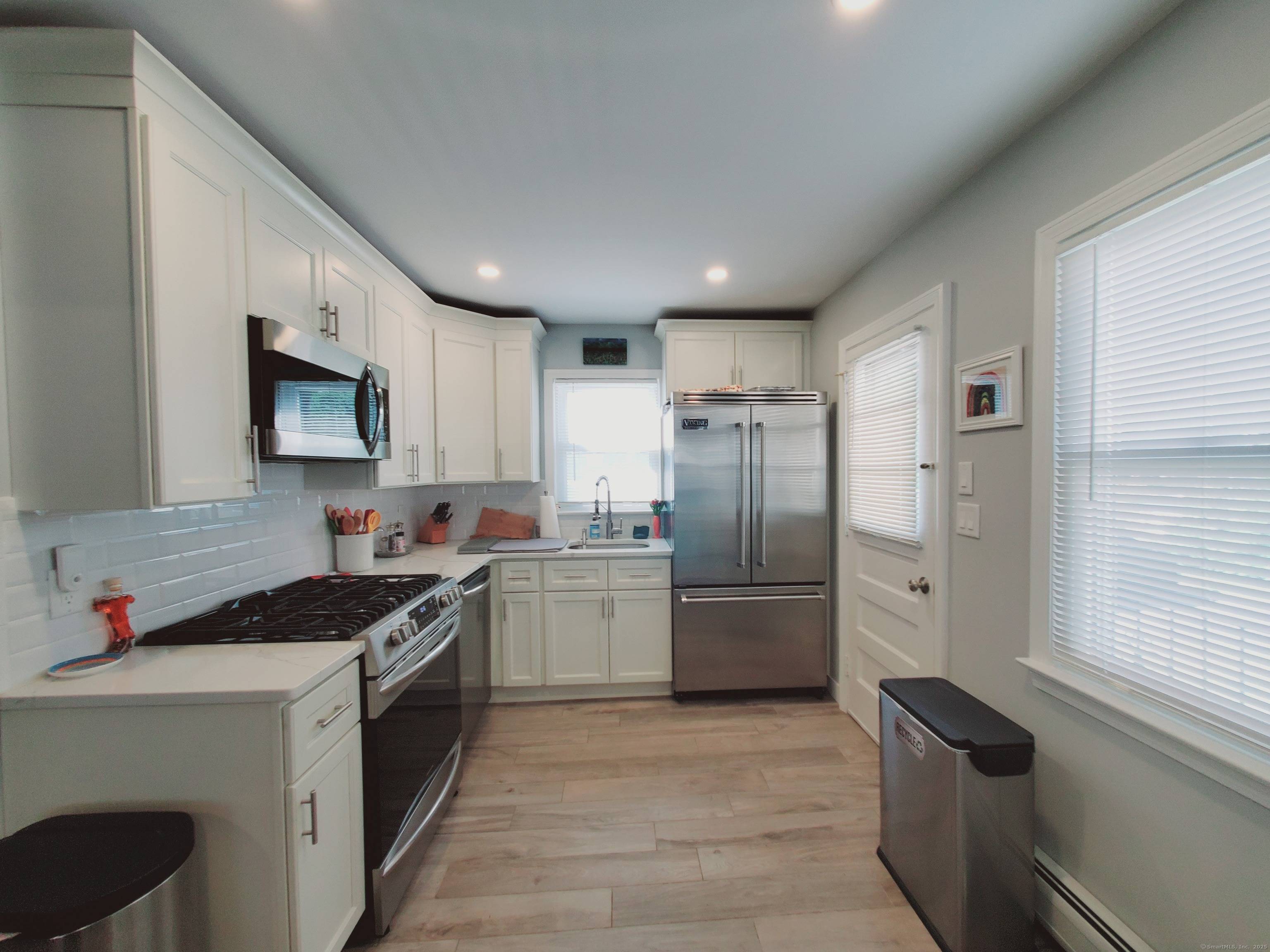 Completely Renovated 2 Bedroom 2 bath Single Family Cape in great Mid Ridges neighborhood !