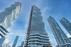 Stunning New 2 1Bed 2Bath Unit in M City1 !