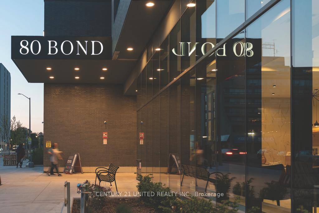Experience a new standard of upscale urban living at 80 Bond Street East, a premier condo style residence nestled in the vibrant core of downtown Oshawa.