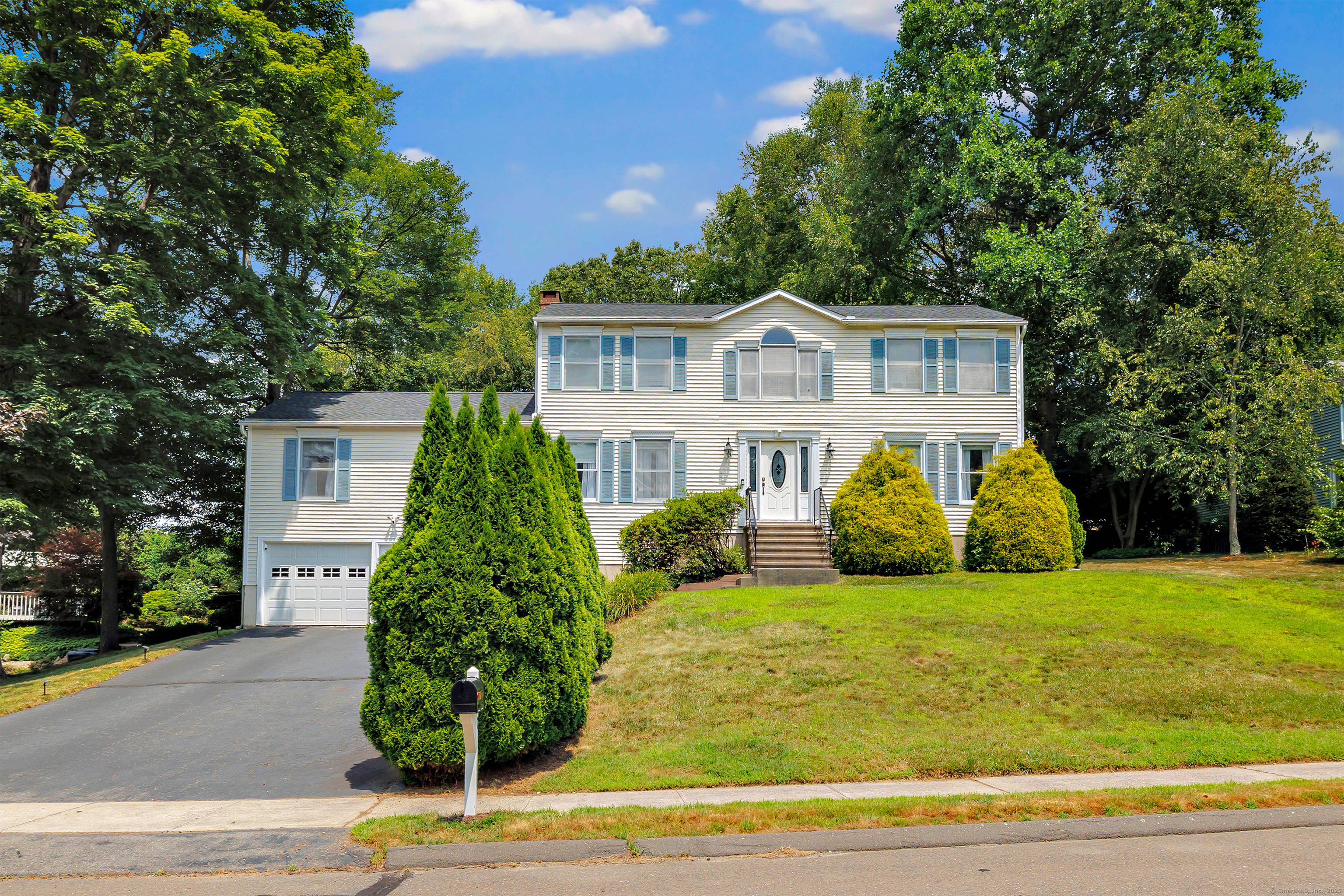 Welcome to 7 Amber Drive, a well maintained colonial tucked away on a quiet cul de sac in a desirable Seymour neighborhood.