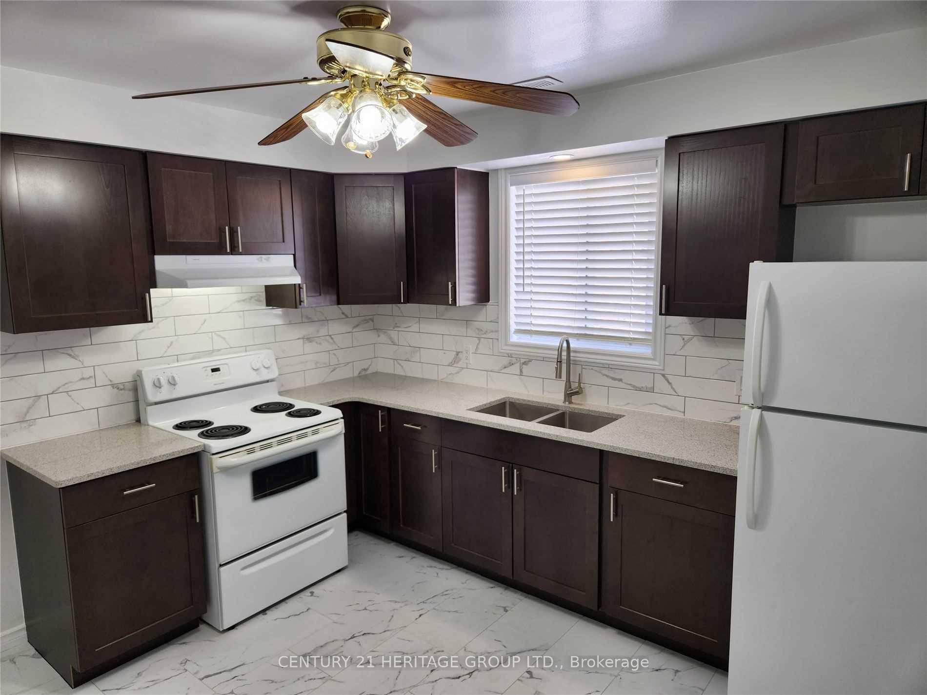 3 Bedroom 1 Bathroom Unit For Lease In Midland with Tons of privacy.