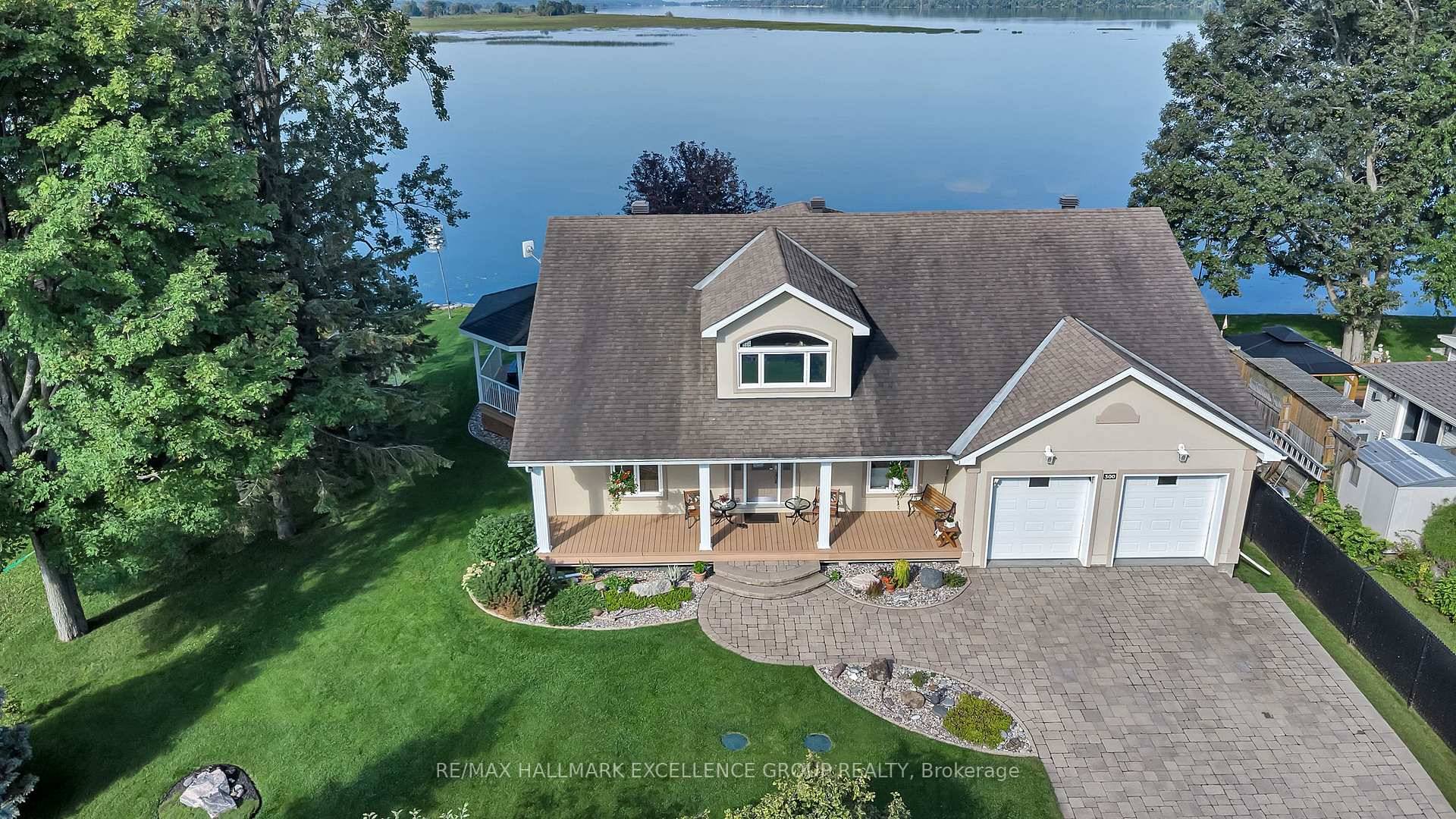 Fulfill your dream on the majestic Ottawa river in this luxury waterfront bungalow plus loft.