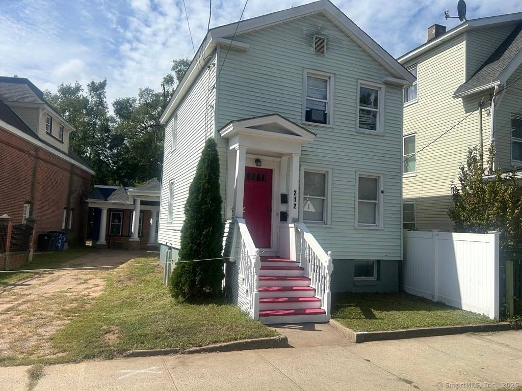 Exceptional investment opportunity in the heart of New Haven !