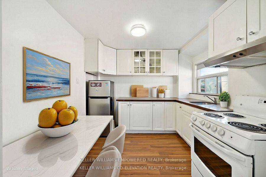 Excellent location Beautiful 1 Bedroom and 1 3 pce Washroom.