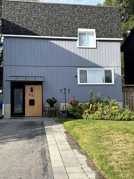 Convenient Location This Outstanding Detached Home Backing Onto The Park Is Cute Well Kept House, Kitchen W QuartzCounters, Pantry, Pullouts, Breakfast Bar, Ss Farmer Sink, 2 Baths, Laminate Flooring, Fully ...