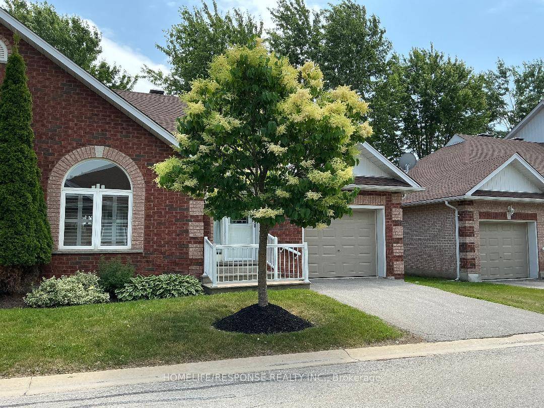 Enter into Whiskey Gardens in this Serene Community of Barrie.