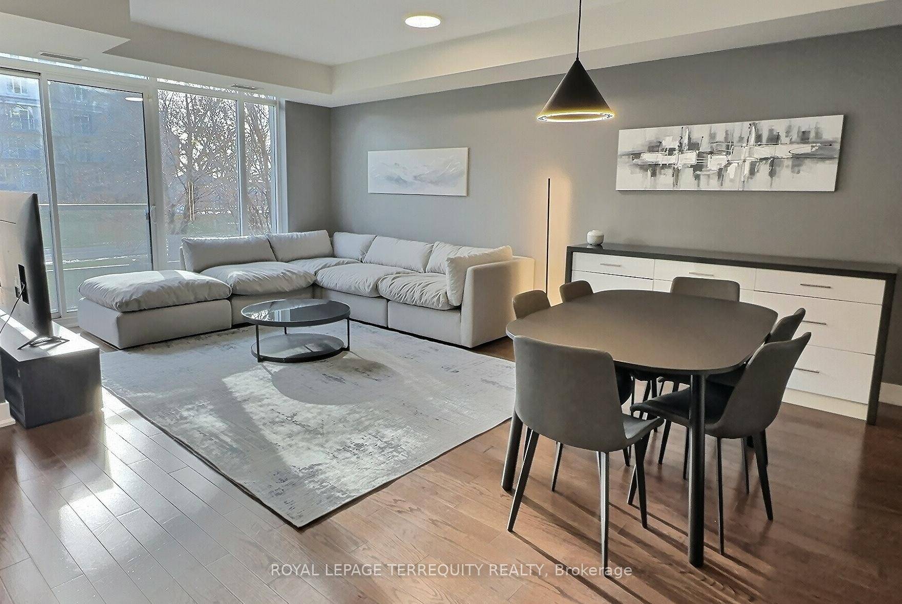 ONE YEAR LEASE for FULLY FURNISHED Luxurious Lakeside Living in this stunning 2 Storey Executive Style Town Home Condo.