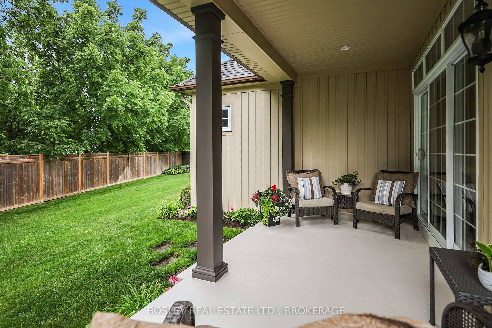 Close your eyes ; dare to think of the perfect home, now open them to find yourself at Ten Copper Beech Boulevard ; a 2 2 bedroom, 3 bath executive ...