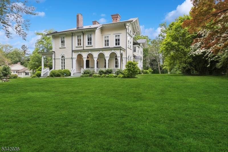 The Holt Mansion, built in 1855 by William Kitchell, a professor at Newark Institute, is a stunning historic home with a rich past.