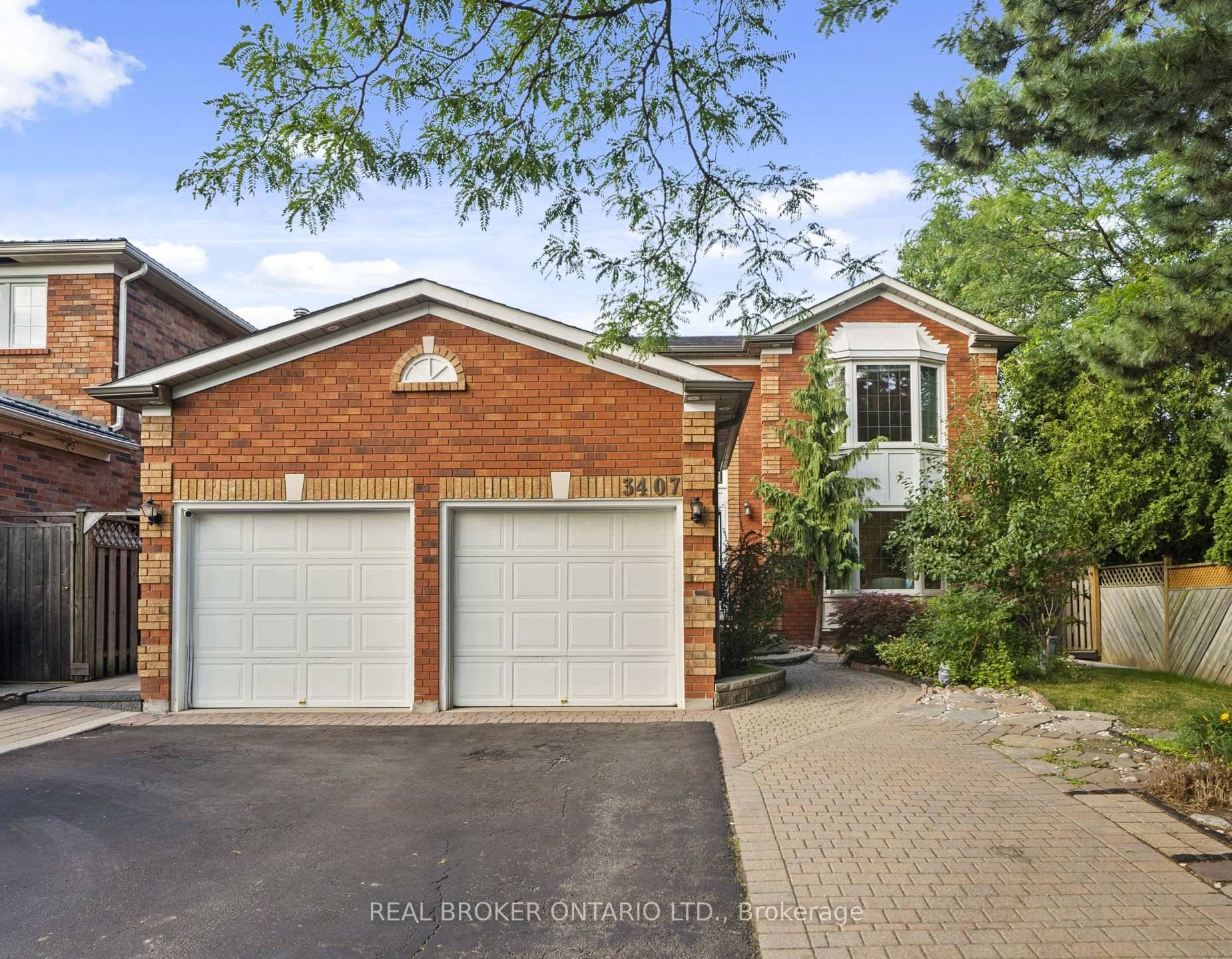 Welcome to 3407 Clayton Road, located in the sought after Erin Mills community, offering over 4, 500 sq.