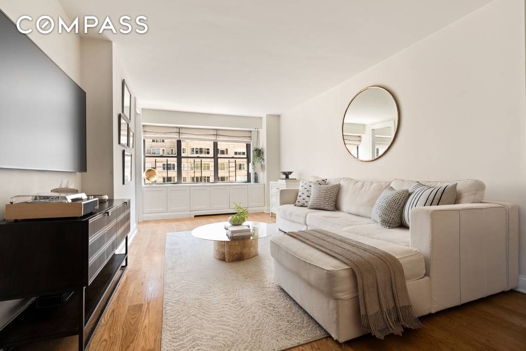 Renovated Two Bedroom Double Exposure Full Service Building Residence 15C at The Kenilworth is a beautifully renovated junior 4 on a high floor, offering a versatile layout, exceptional natural light, ...