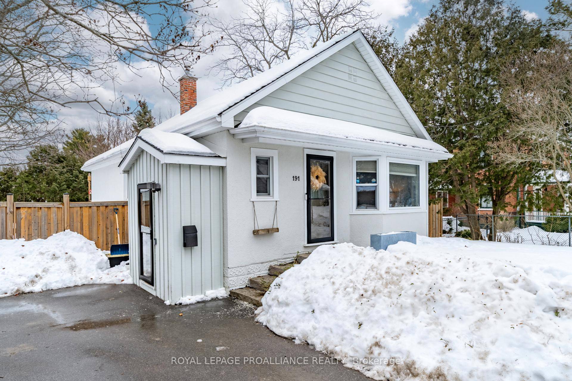 This charming 1, 100 sq. ft.