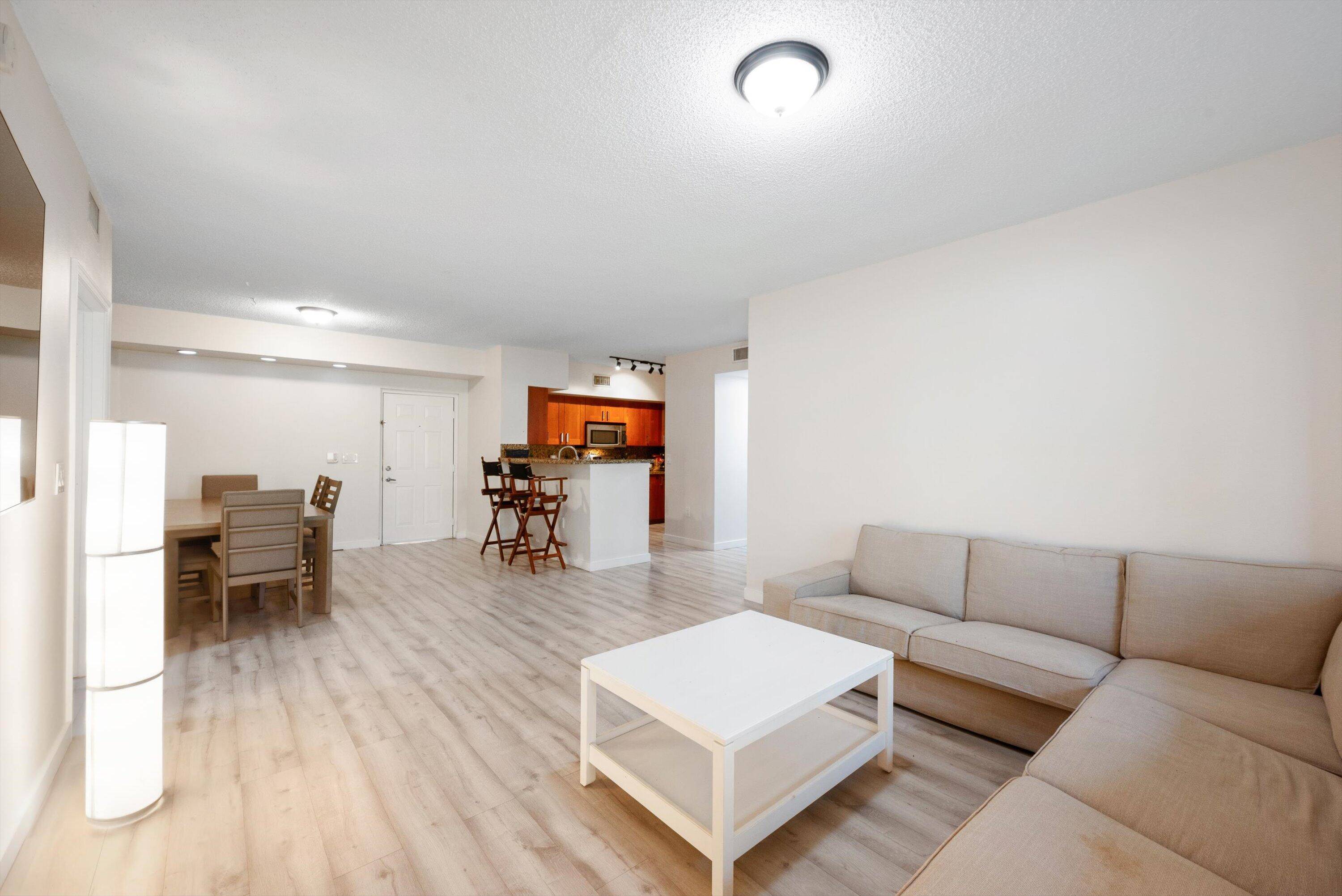 Don't miss this chance to own a beautifully 3 bedroom, 2 bathroom unit with a GARAGE in the highly sought after St.