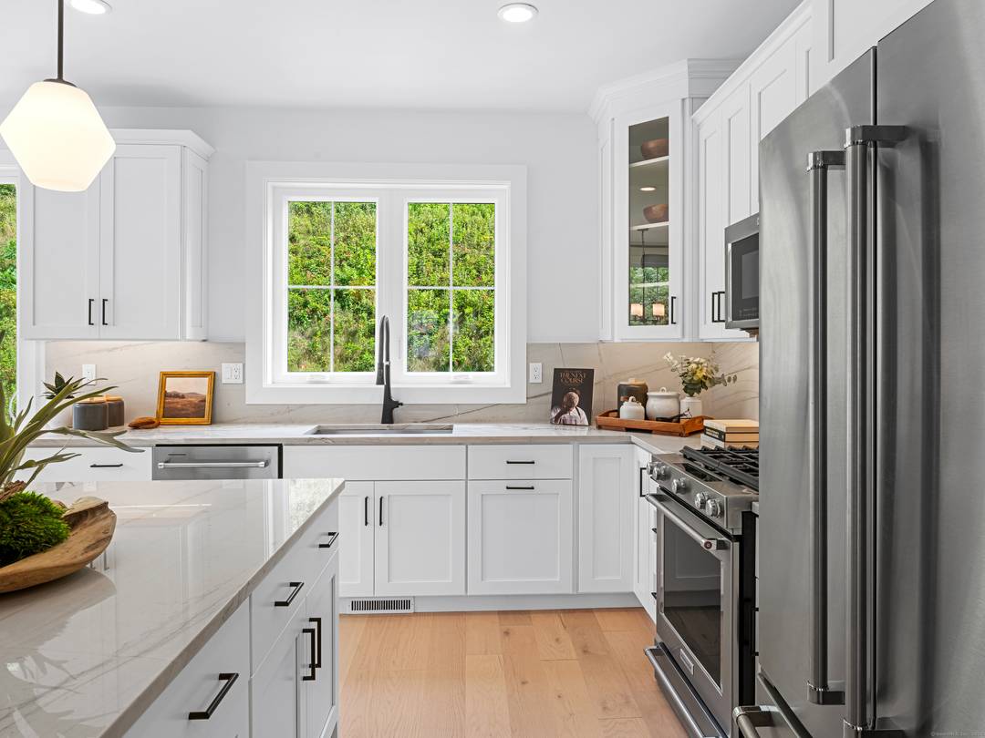 Discover the opportunity to personalize your new home with the Madaket, a thoughtfully designed residence offering spacious open concept living and comfortable bedroom retreats.