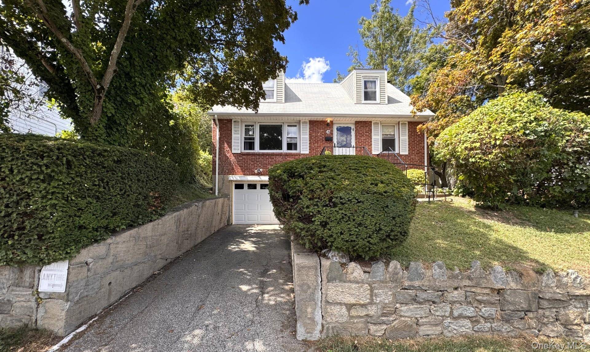 Welcome to this 3Brs 2Baths delightful 1957 single family Cape Code with Formal LRM and Dinning room in a desirable Yonkers neighborhood.