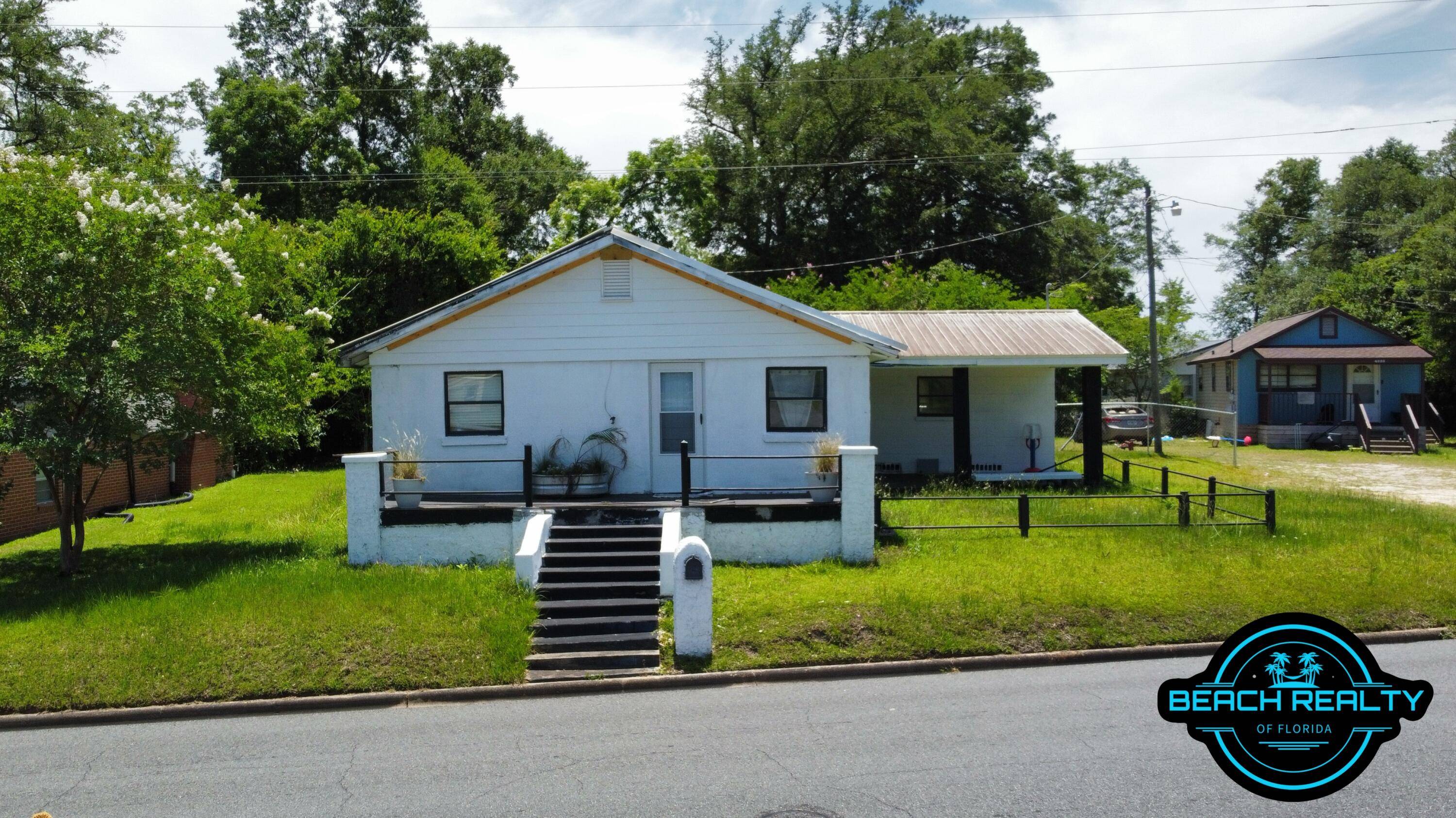 Investor Special ! This charming 2 bedroom 1 bathroom single family home offers 1348 sq ft of living space with an additional bonus room that could easily be converted into ...