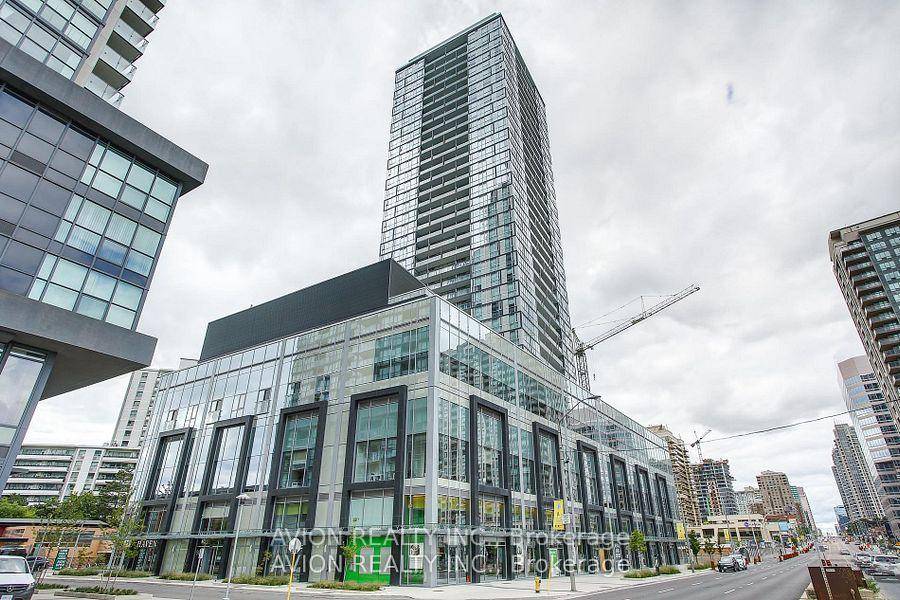 Stunning 2 full size bedroom suite with bright open views in the centre of North York.