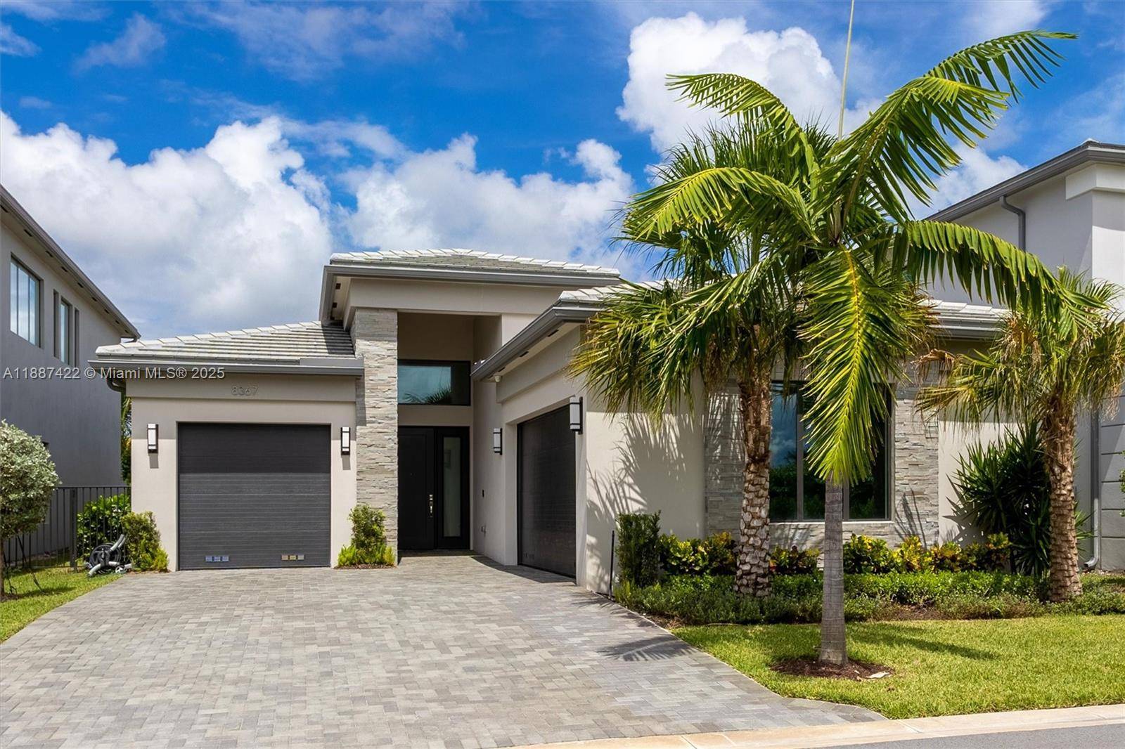 Welcome to Lotus Palm, a resort style community in Boca Raton.