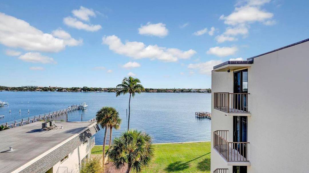 Presenting a Stunning Waterfront Penthouse.