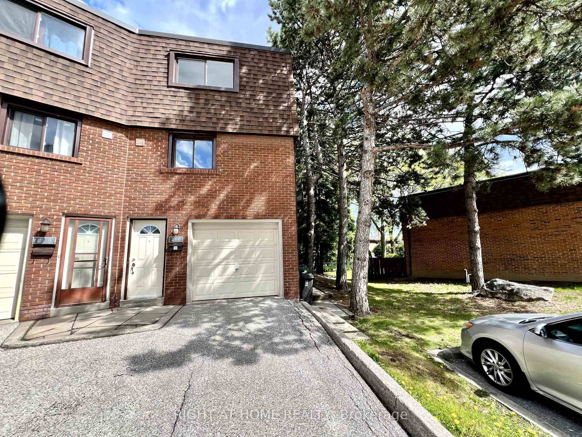 Welcome to this rare end unit condo townhome offering both privacy and convenience, with low maintenance fees that make ownership stress free.